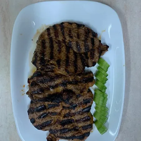 ゲストハウス Torlashka Sreshta Vŭrbovo